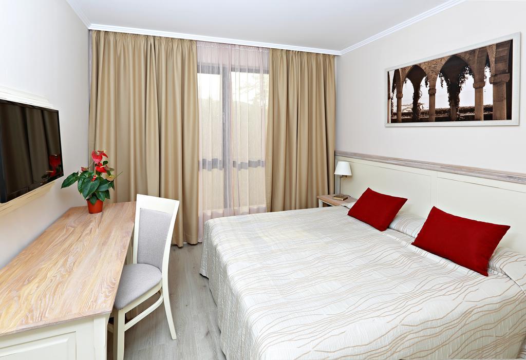 Private Apartments In White Rock Castle Balčik Pokoj fotografie